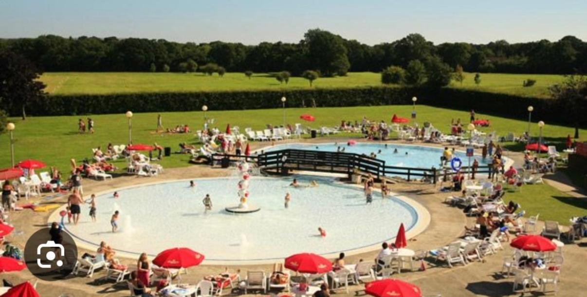 Forest Beach Bashley Park Sway Exterior photo